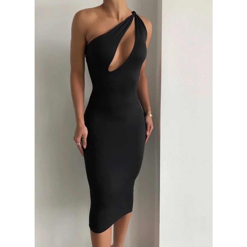 Ariana Midi Dress MyOutfitOnline